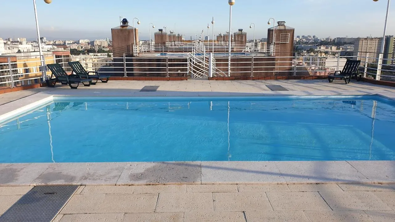 Apart Lisbon Pool Metro Garage Apartment