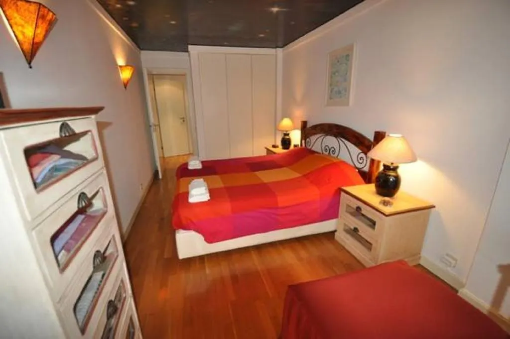 Apart Lisbon Pool Metro Garage Apartment